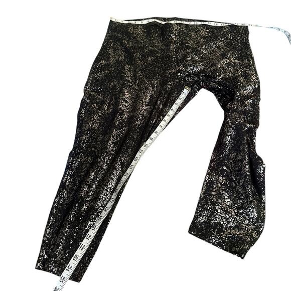 Torrid Premium Legging - Metallic Splatter Black Size 4X - Picture 4 of 12